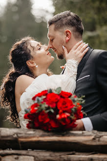 Fotografo di matrimoni Petru Brustureanu (petrubrustureanu). Foto del 27 febbraio