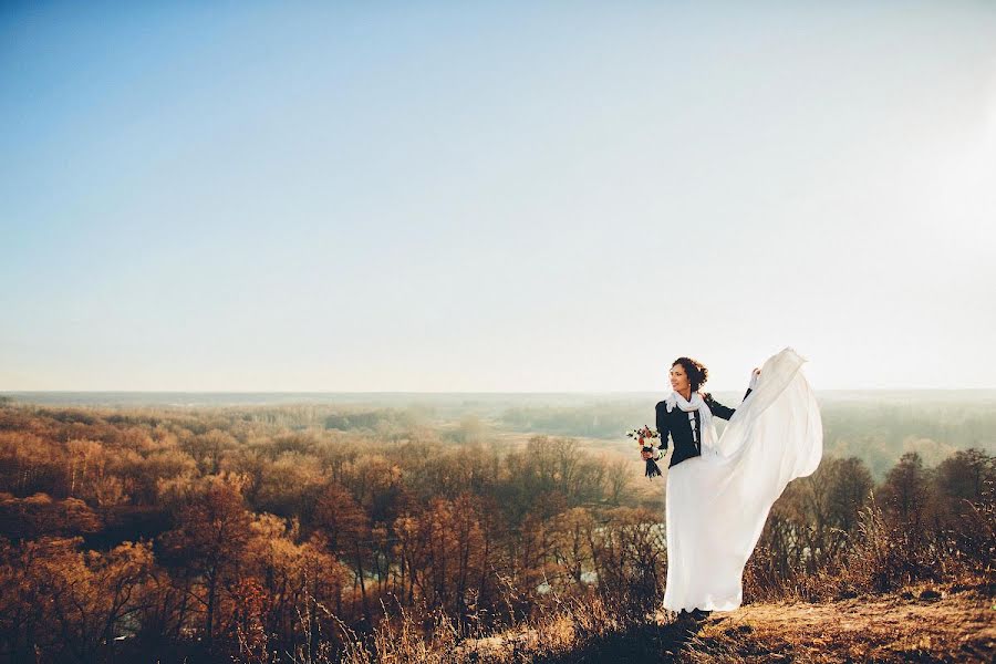 Fotógrafo de casamento Boris Yakhovich (borees). Foto de 5 de fevereiro 2015