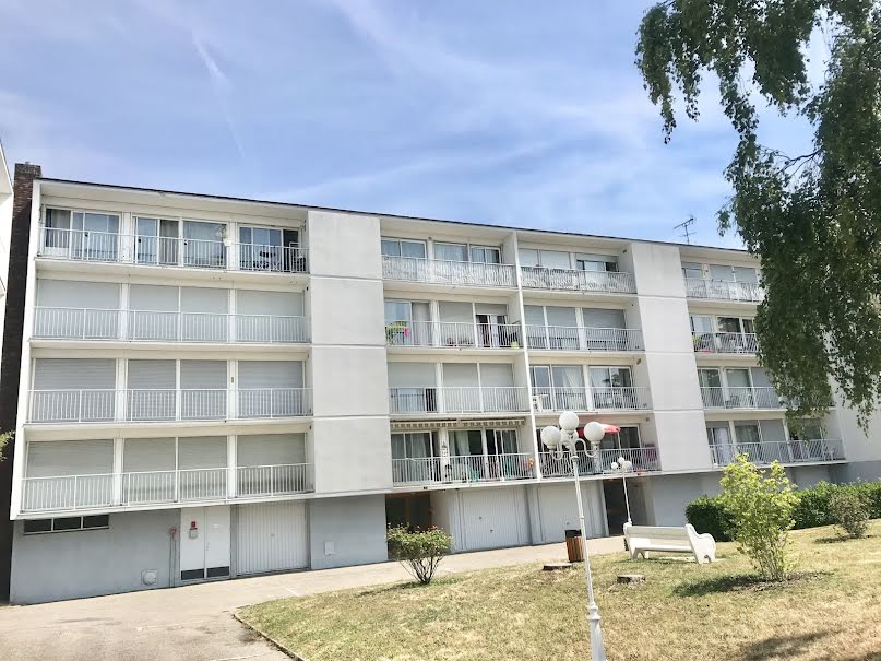 Vente appartement 5 pièces 100 m² à Mantes-la-Ville (78711), 229 000 €