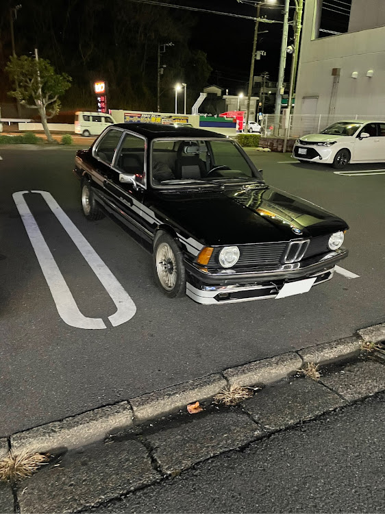 その他のアルピナ・E21・公道デビュー・ちょっと撮影アングルがイマイチに関するカスタム事例の投稿画像1枚目