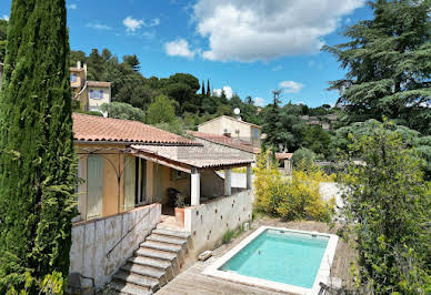 House with pool and terrace 18