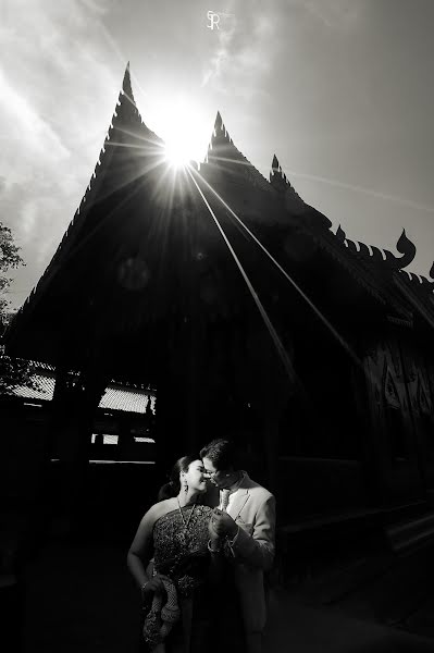 Fotografo di matrimoni Chonakan Isarankura (shutterroom). Foto del 20 novembre 2023