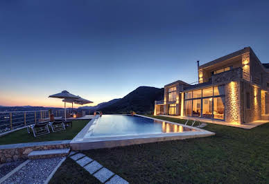 Villa with garden and terrace 13