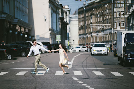 Fotógrafo de casamento Artem Vindrievskiy (vindrievsky). Foto de 22 de maio 2015