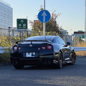 NISSAN GT-R R35