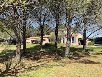 villa à Roussillon (84)