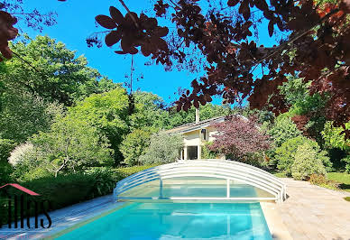 Villa avec piscine et terrasse 15