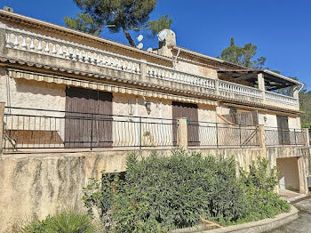 villa à Mougins (06)