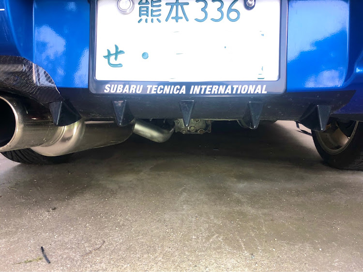 インプレッサ WRX STIのスバルサイン・リアディフューザーの効果・6月からは何かしら、何かしら。・トランク清掃・気合いの3台洗車！に関するカスタム事例の投稿画像10枚目