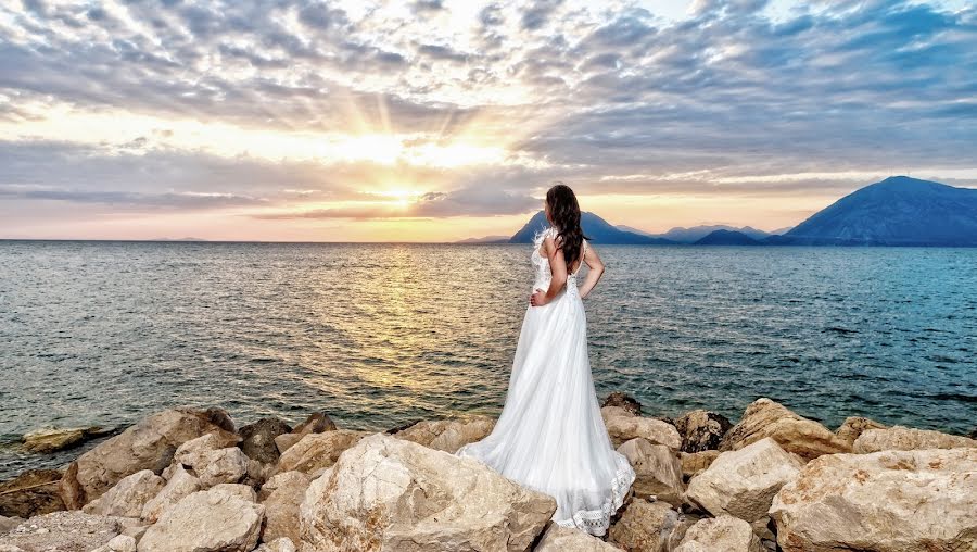 Wedding photographer Kostas Sinis (sinis). Photo of 13 June 2018