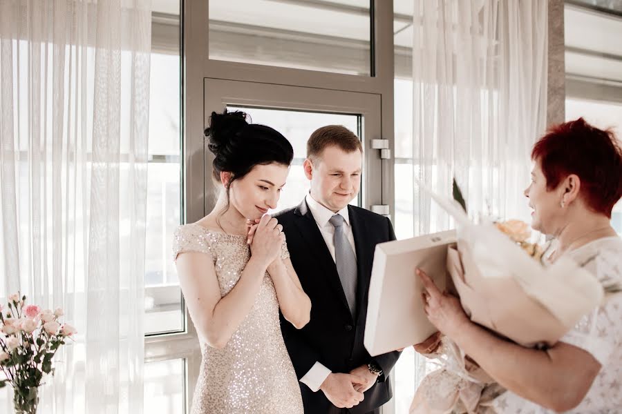 Wedding photographer Lesya Prodanik (lesyaprodanyk). Photo of 15 June 2019