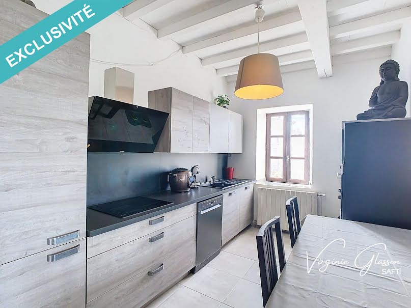 Vente maison 4 pièces 90 m² à Saint-Pierre-de-Chandieu (69780), 290 000 €