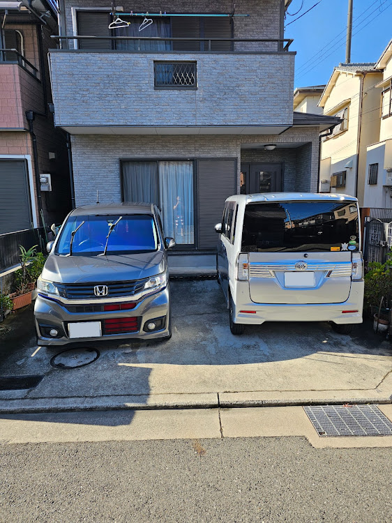 N-WGN カスタムの8月もよろしくお願いします・2台洗車・キャンディーコート2度掛け・熱中症に気をつけて!!に関するカスタム事例の投稿画像1枚目