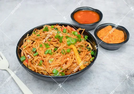 Veg Chilli Garlic Noodles