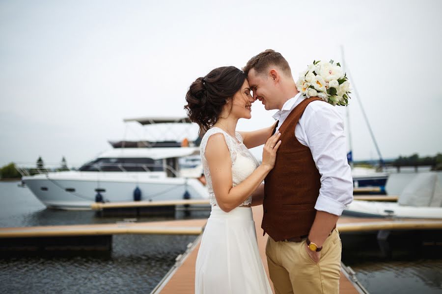 Fotógrafo de casamento Ilya Denisov (indenisov). Foto de 18 de julho 2017