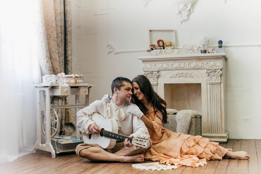 शादी का फोटोग्राफर Anastasiya Podyapolskaya (podyaan)। जून 19 2015 का फोटो