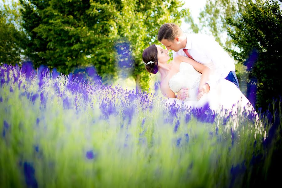 Wedding photographer Bartosz Kossakowski (kossakowskifoto). Photo of 25 February 2020