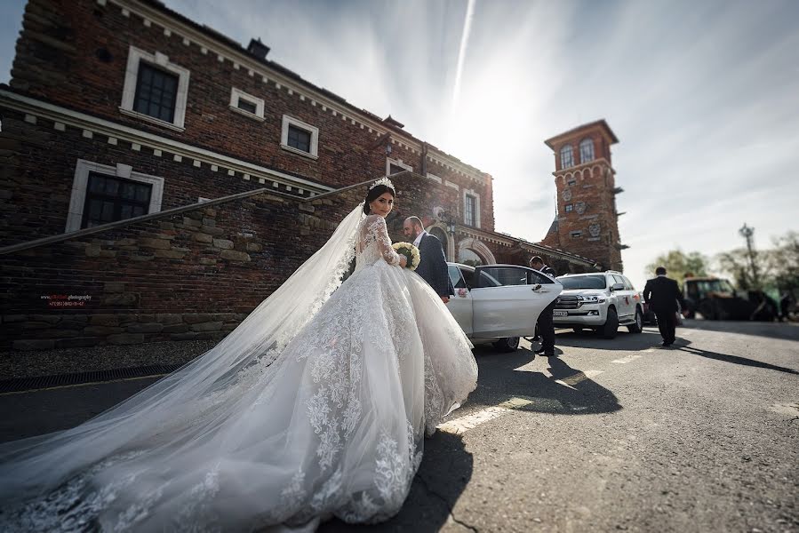 Fotografo di matrimoni Konstantin Pilipchuk (akrobat). Foto del 22 aprile 2017