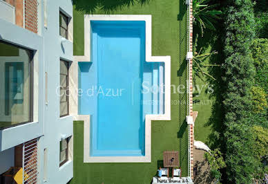 Maison avec piscine et terrasse 12