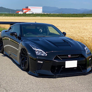 NISSAN GT-R R35