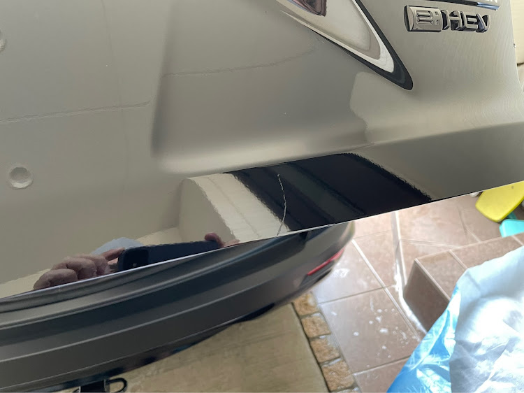 CR-VのCR-V ブラックエディション・curt製 ヒッチメンバー・テールゲートガーニッシュ・塗装に関するカスタム事例の投稿画像1枚目