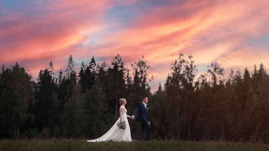 Wedding photographer Heljo Hakulinen (kuvamiehet). Photo of 9 August 2022