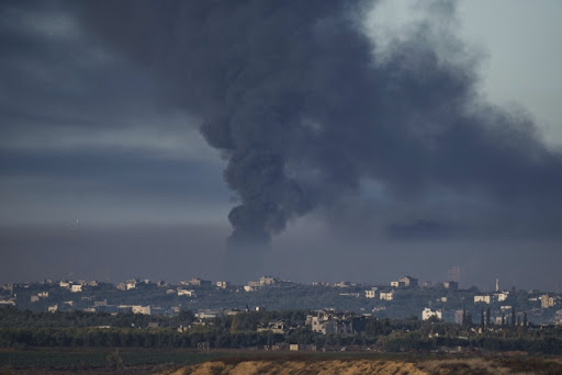 Izrael pojačao napade u Gazi, Hamas saopštio da su u Kan Junisu stradale desetine ljudi