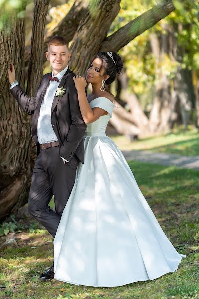 Fotógrafo de bodas Elena Babinceva (comilfo19). Foto del 25 de octubre 2020