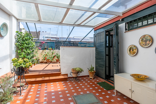 House with terrace 2