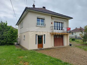 maison à Villeneuve-sur-Yonne (89)