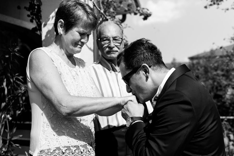 Fotógrafo de casamento Silviu-Florin Salomia (silviuflorin). Foto de 9 de setembro 2018