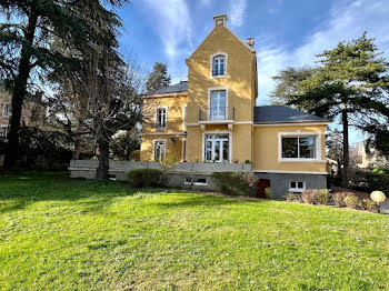 maison à Charbonnières-les-Bains (69)