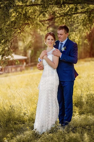 Fotógrafo de casamento Arsen Apresyan (senn). Foto de 25 de julho 2016