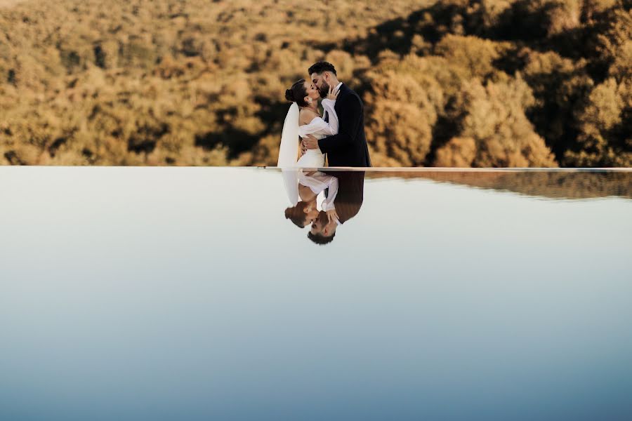 Fotógrafo de casamento Gabi Sandru (gabisandru). Foto de 4 de setembro 2023