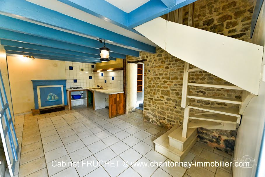 Vente maison 10 pièces 273 m² à Fontenay-le-Comte (85200), 241 500 €