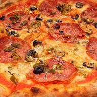 IL Volo pizza 義波羅窯烤披薩