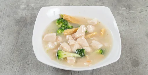 Chicken With Baby Corn And Broccoli