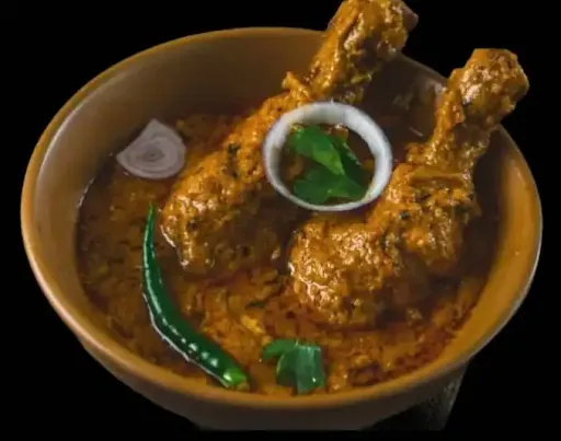 Chicken Kosha -2 Pcs (Semi Gravy)