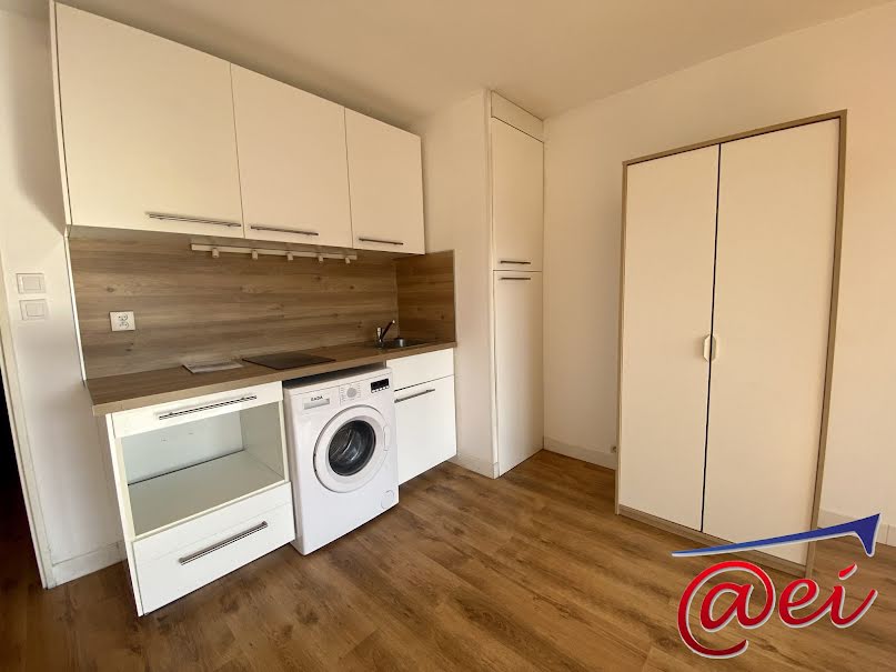 Vente appartement 1 pièce 23 m² à Six-Fours-les-Plages (83140), 152 000 €