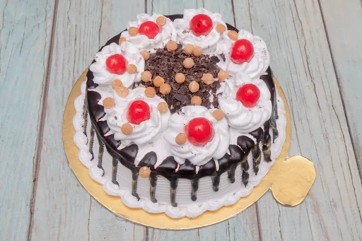 Black Forest Crunch Cake [500 Grams]