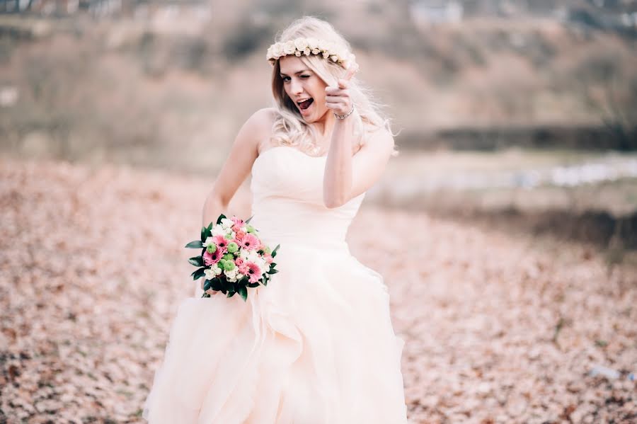 Fotografo di matrimoni Maksim Artemchuk (theartemchuk). Foto del 16 gennaio 2016