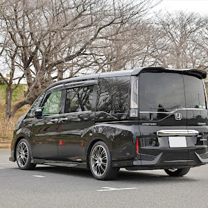ステップワゴンスパーダ RP5