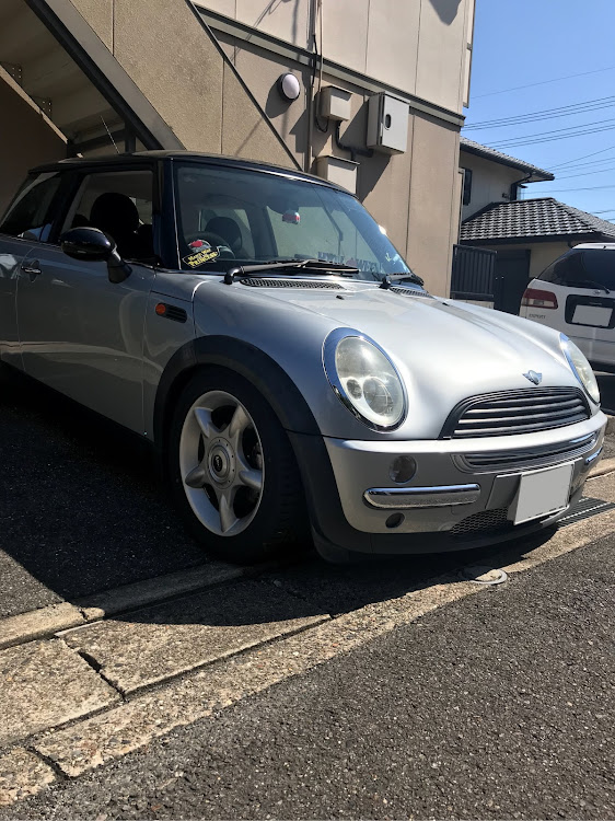 ミニ ハッチバックのMINI・車好きと繋がりたい・いじいじ・車好き女子・ポンコツに関するカスタム事例の投稿画像1枚目