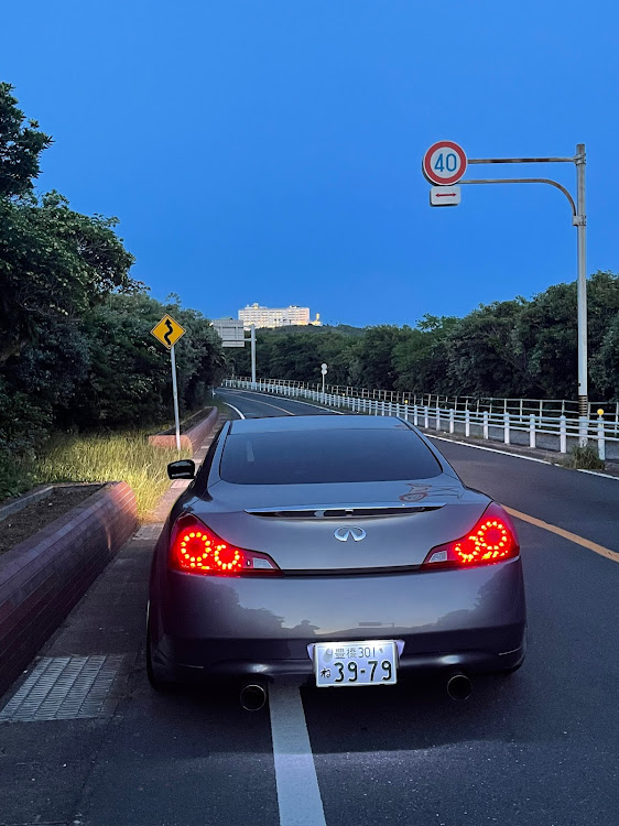 スカイラインクーペのスカイライン・v36・サウナに関するカスタム事例の投稿画像4枚目