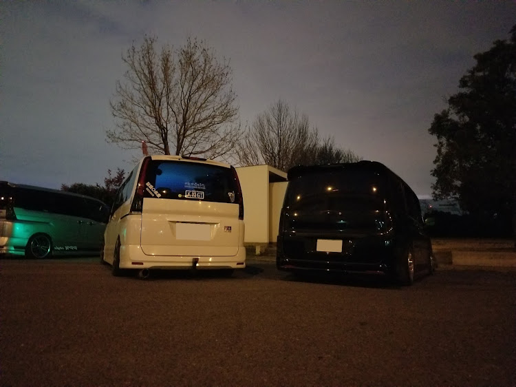 セレナの出張立ち寄り・トリトン・🍻🍻酒盛り🍻🍻・ごちそうさまでしたに関するカスタム事例の投稿画像5枚目