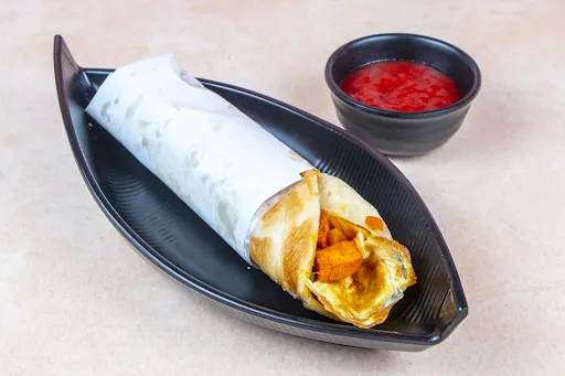 Egg With Paneer Roll