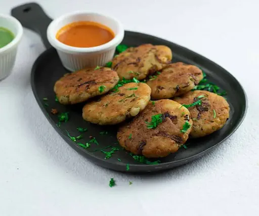 Aloo Pyaz Ki Tikki