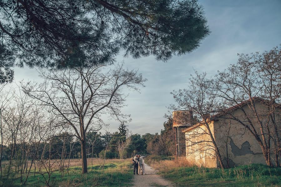 Fotografo di matrimoni Konstantinos Poulios (poulios). Foto del 21 marzo 2017