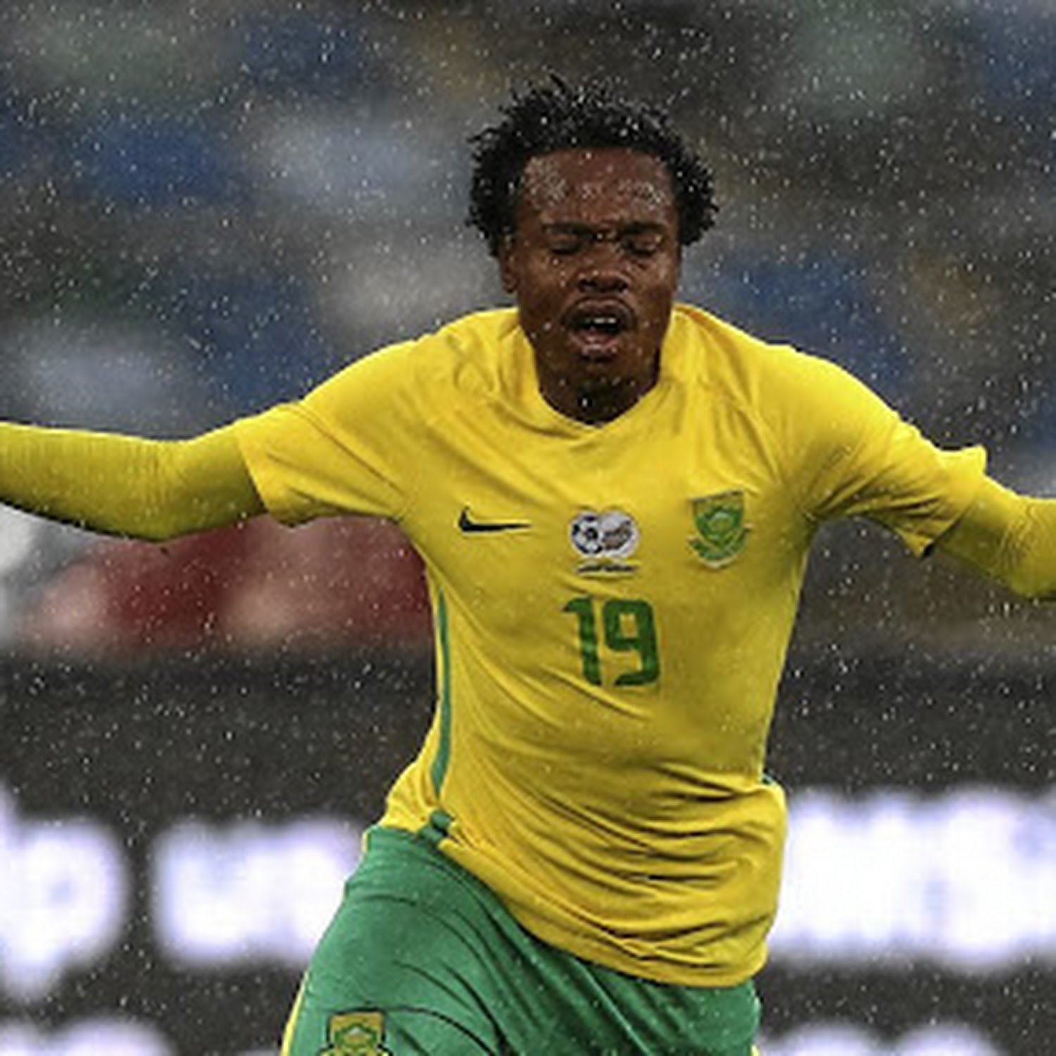 RSC Anderlecht's social media administrators describe SA's Percy Tau as 'an  absolute baller