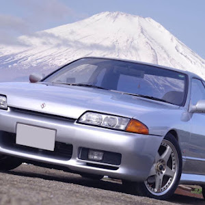 スカイライン HCR32